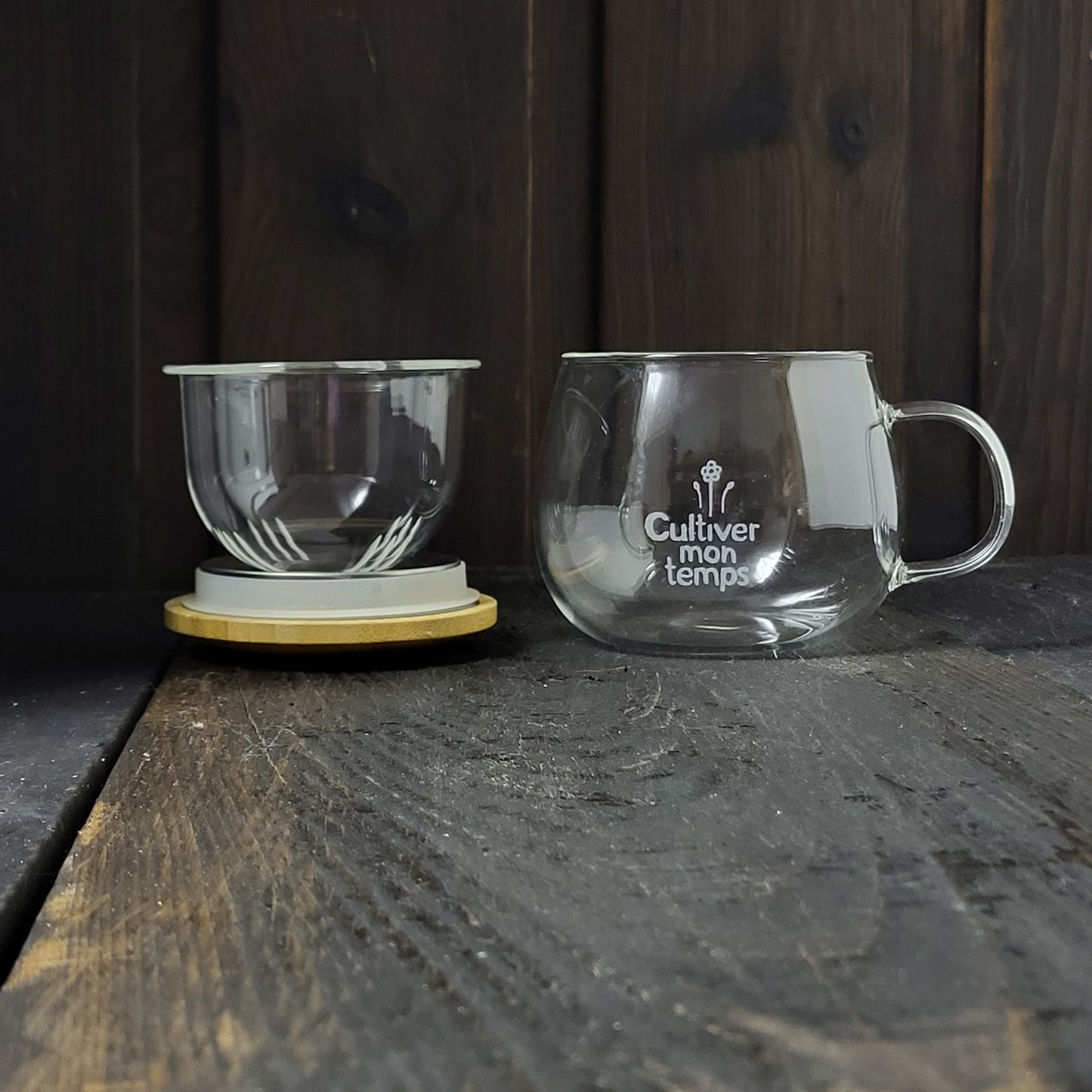 Tasse, infuseur et collection de 3 tisanes 60ml fraise, sapin et citronnade